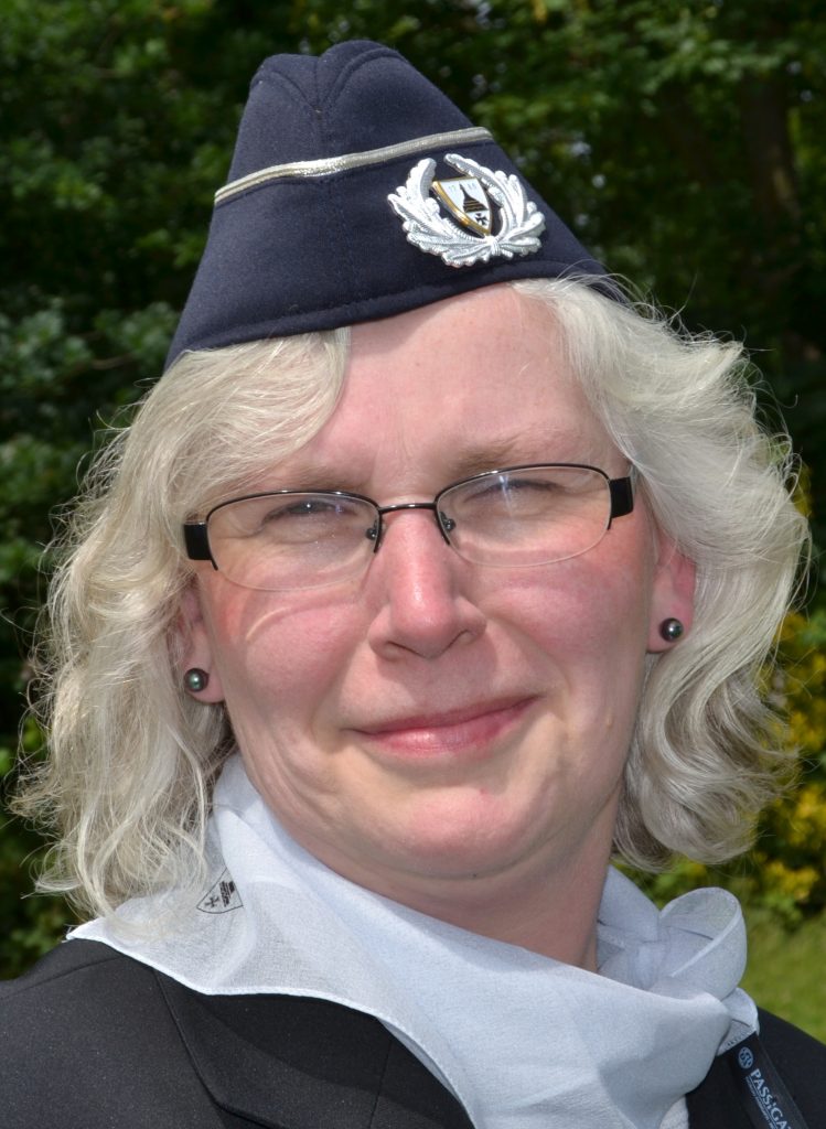 Gabriele Rüppel - 1. Vorsitzende in Vereinsuniform